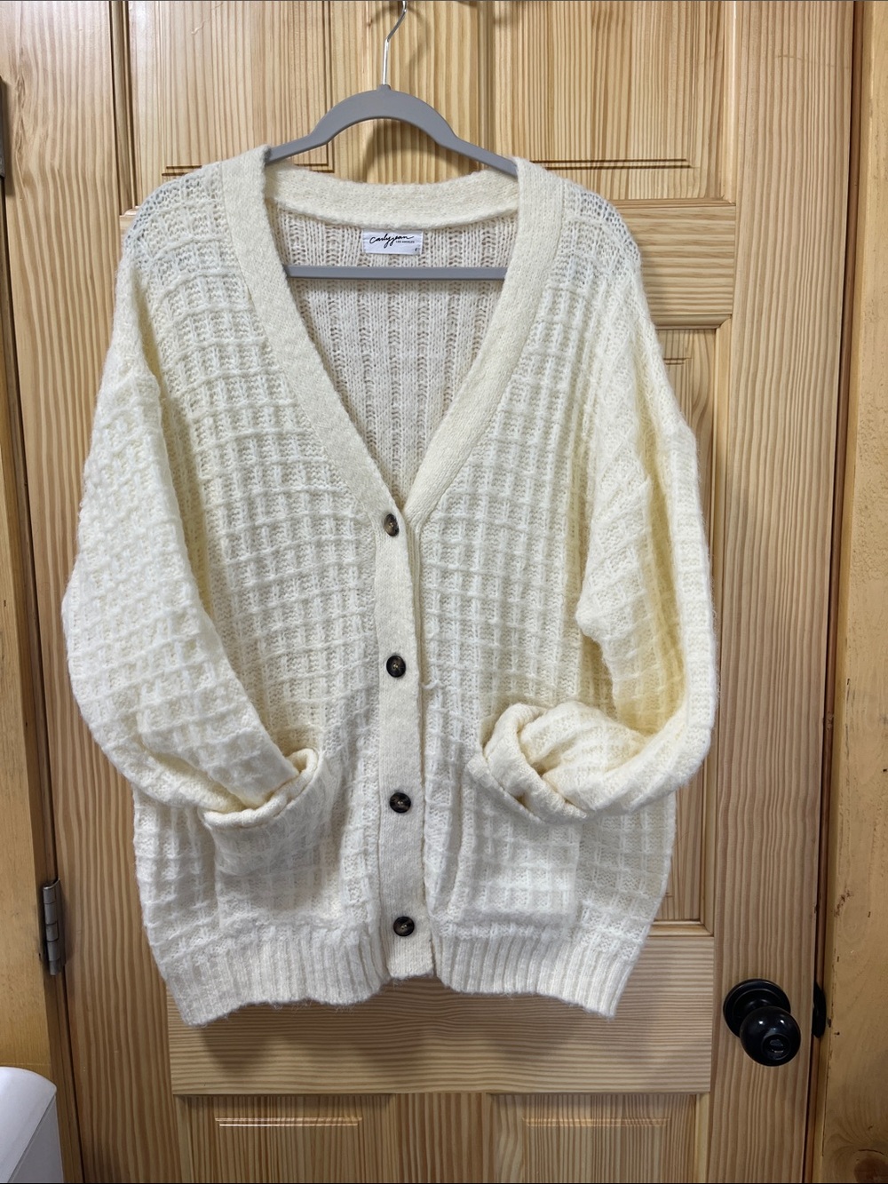 Carly Jean Los Angeles Cream Oversized Chunky Knit Cardigan